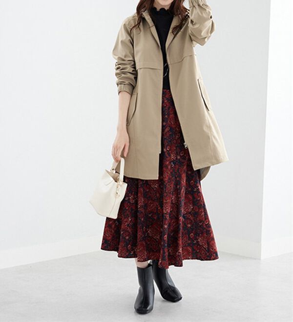 BELLUNA（ベルーナ）の「はっ水加工ボンディング素材ロング丈パーカー（ロングコート）」｜詳細画像