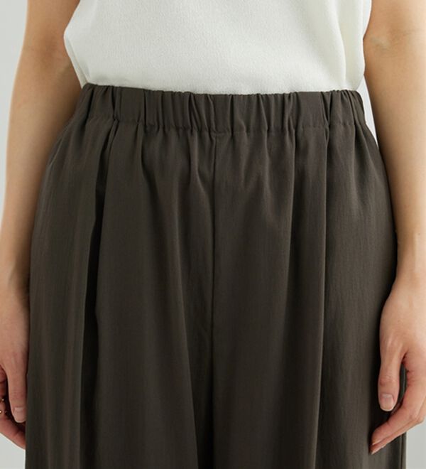 BELLUNA（ベルーナ）の「【初めてでも失敗しにくい！】艶消しシルキーカーブパンツ（ワイドパンツ・ガウチョ）」｜詳細画像