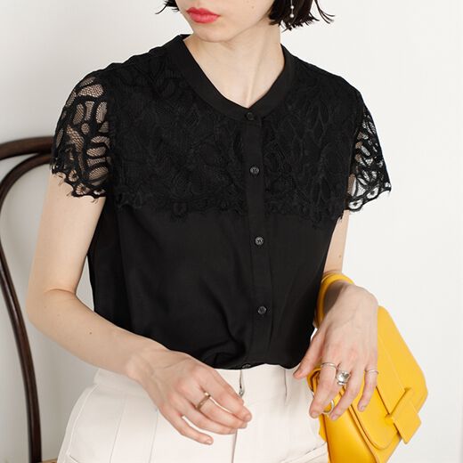 特価超歓迎 ケミカルレース使いフレンチスリーブTシャツ⭐未使用の通販