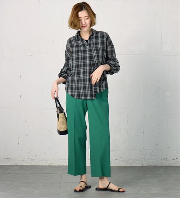 BELLUNA（ベルーナ）の「サラリ美脚見え！タック使いワイドパンツ（ワイドパンツ・ガウチョ）」｜詳細画像