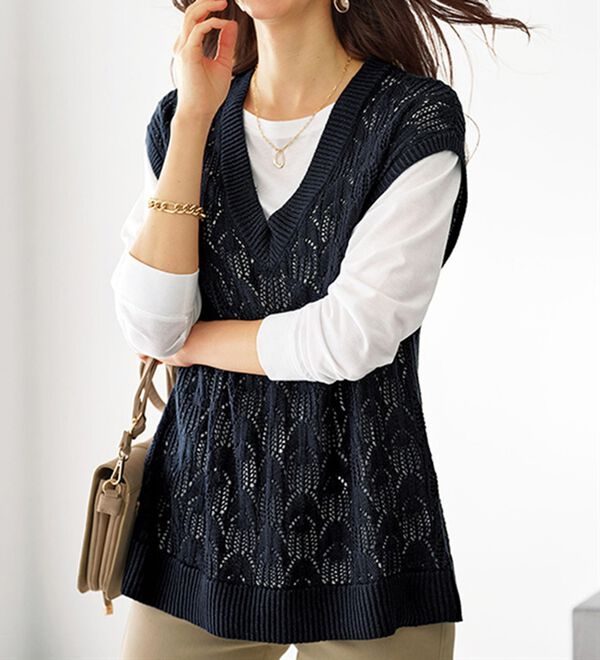 BELLUNA（ベルーナ）の「透かし編ニットベストアンサンブル（アンサンブル）」｜詳細画像