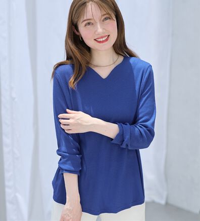 alotta（アロッタ）の「柔らかリブ素材ハートネックトップス（カットソー）」