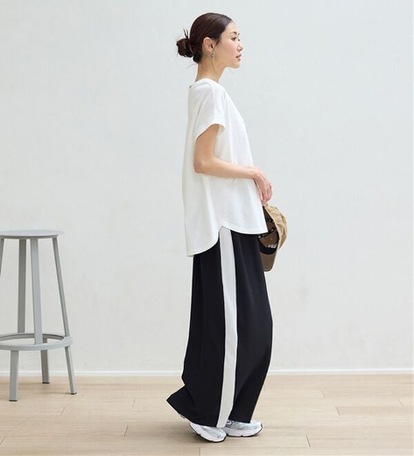 BELLUNA（ベルーナ）の「ひんやリッチコットン大人のゆったりドルマンＴシャツ（カットソー）」｜詳細画像