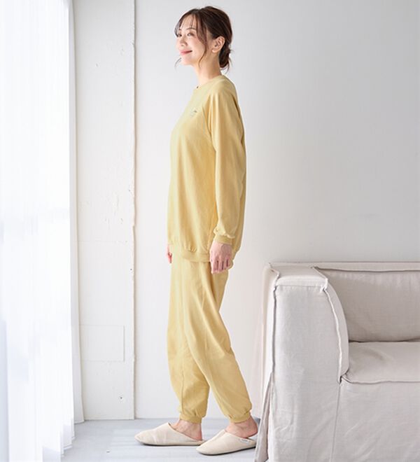 LAVIENNE（ラヴィエンヌ）の「綿１００％ゆったり刺しゅうスウェットパジャマ（パジャマ・ルームウェア）」｜詳細画像