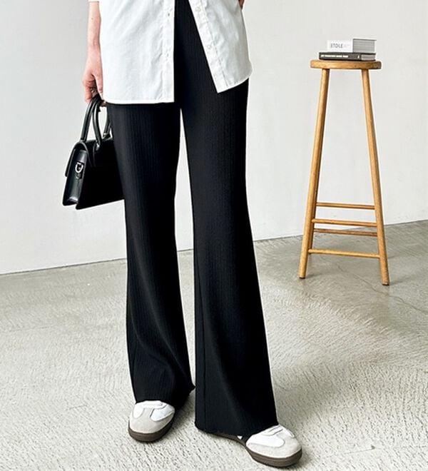 GeeRA（ジーラ）の「セルフカット美脚魅せセミフレアパンツ（フルレングスパンツ）」｜詳細画像