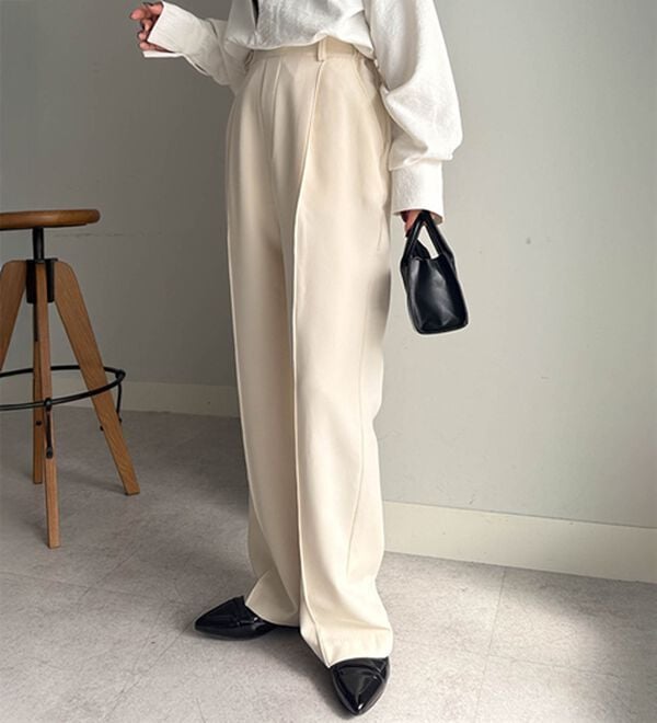 RANAN（ラナン）の「裏起毛美脚シルエットピンタックワイドパンツ（フルレングスパンツ）」｜詳細画像