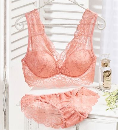 YU'NOW（ユナウ）の「リラックスレーシーブラレット＆ショーツセット（ブラジャー＆ショーツセット）」