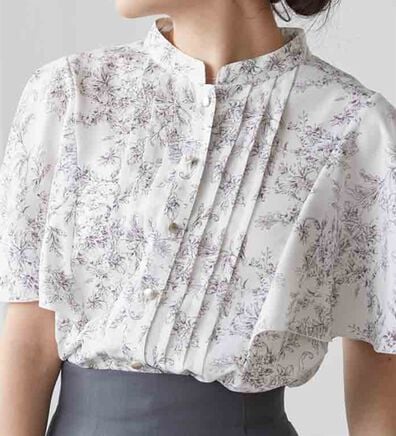 RANAN（ラナン）の「ひんやり！ピンタックフレアー袖ブラウス（ブラウス）」