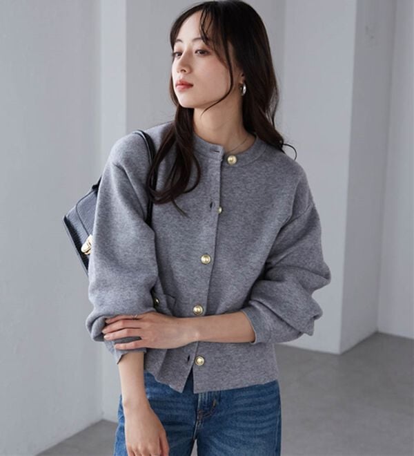 RANAN（ラナン）の「【4つの機能付き】洗える！ゴールド調ボタンニットカーディガン（ニットカーディガン）」｜詳細画像