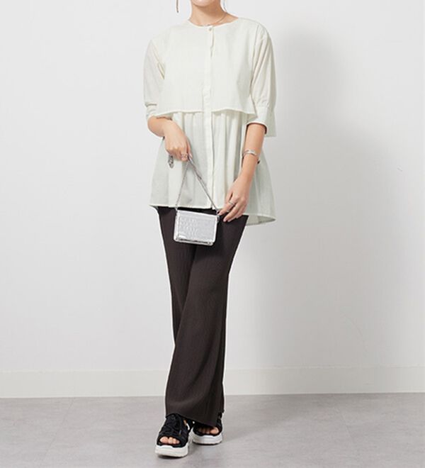 GeeRA（ジーラ）の「【華奢見え】羽織にもなる！ペプラムシャツチュニック（チュニック）」｜詳細画像