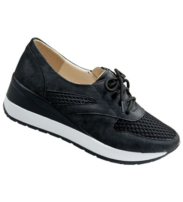 BELLUNA（ベルーナ）の「夏でも快適メッシュ素材ウェッジスニーカー（スニーカー）」｜黒