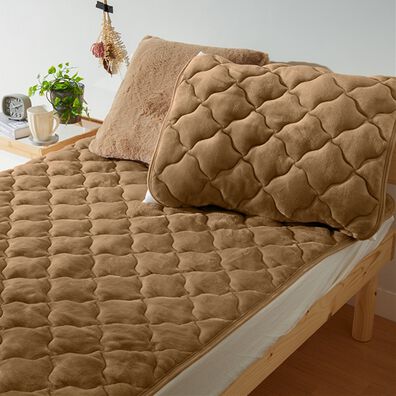 iellio（イエリオ）の「フランネルボリューム敷パッド・枕パッド＜吸湿発熱・抗菌防臭・あったか・敷きパッド＞（敷パッド）」