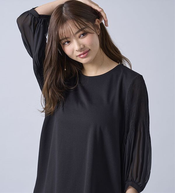 BELLUNA（ベルーナ）の「ヒンヤリ！プリーツ使いデザインプルオーバー（カットソー）」｜詳細画像