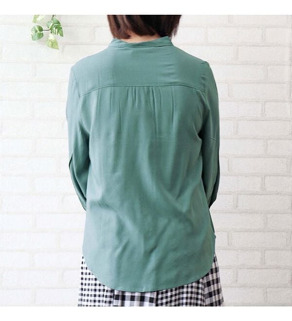 BELLUNA（ベルーナ）の「レーヨン素材ギャザー使いブラウス（ブラウス）」｜詳細画像