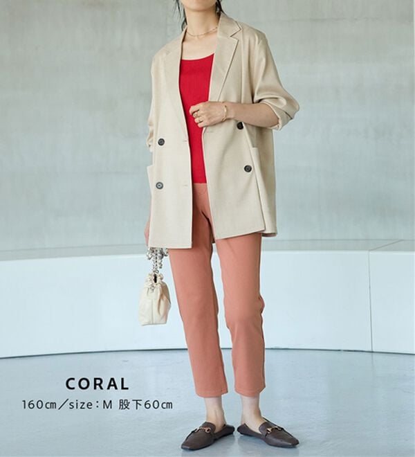 BELLUNA（ベルーナ）の「【再入荷】美ストレッチ素材アンクル丈レギンスパンツ（クロップドパンツ）」｜詳細画像