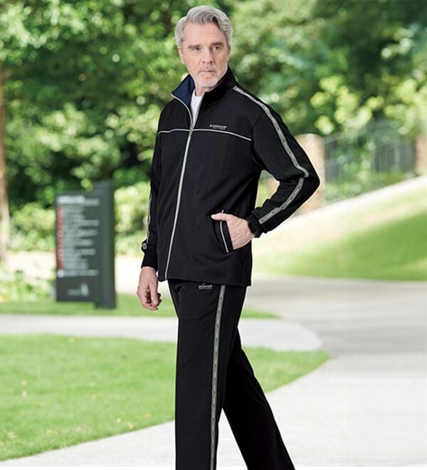 新品  sporty&rich ジャージ セットアップ M ダンロップ・リファインド＞新オールシーズン活躍ジャージスーツ