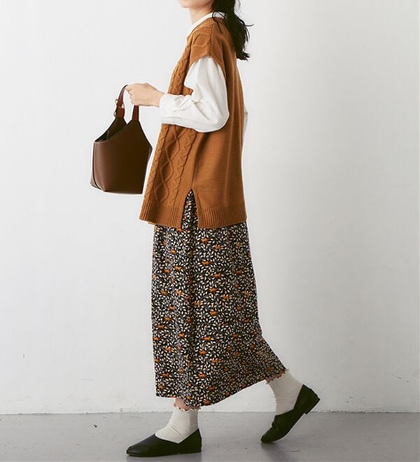 Viola e Viola（ヴィオラ エ ヴィオラ）の「総柄プリントバルーンスカート（ロングスカート）」｜詳細画像