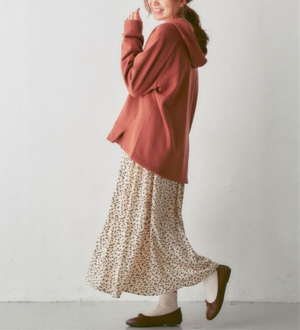 Viola e Viola（ヴィオラ エ ヴィオラ）の「【蓄熱保温】裏ファーVネックゆるシルエットパーカー（パーカー）」｜詳細画像