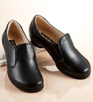 ルフラン（ルフラン）の「５Ｅシンプルスリッポン（スリッポン）」｜ブラック