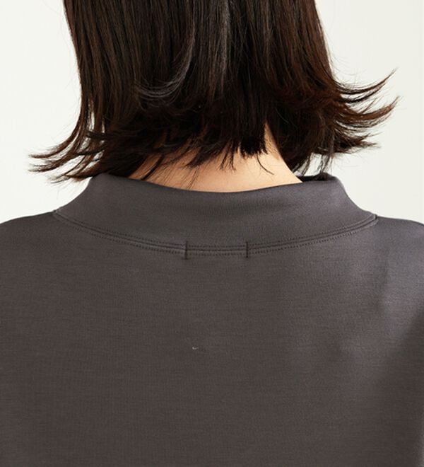 BELLUNA（ベルーナ）の「ワイドネック切替デザインプルオーバー（カットソー）」｜詳細画像
