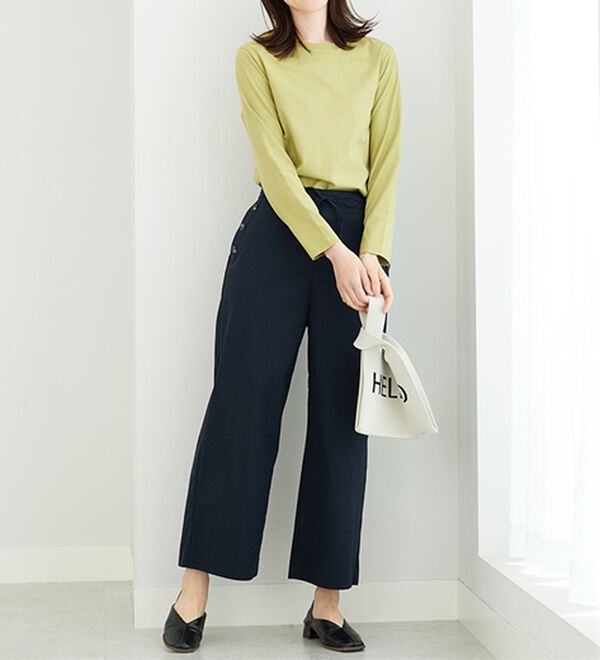 BELLUNA（ベルーナ）の「サラリ綿混ボタン使いワイドパンツ（ワイドパンツ・ガウチョ）」｜詳細画像