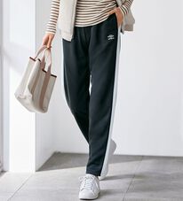 BELLUNA（ベルーナ）の「＜ｕｍｂｒｏ＞ジャージーラインパンツ（その他パンツ）」