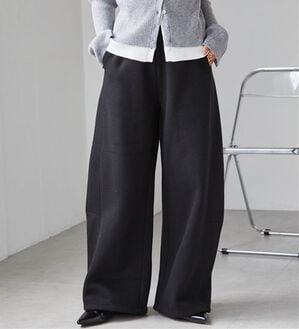 RANAN（ラナン）の「裏起毛カーブスウェットパンツ（その他パンツ）」｜ブラック