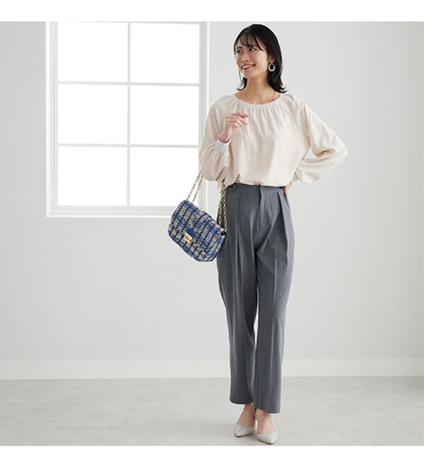 BELLUNA（ベルーナ）の「ボタン使いウエスト調節テーパードパンツ（テーパードパンツ）」｜詳細画像