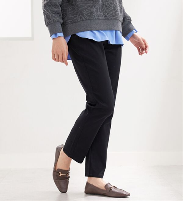 BELLUNA（ベルーナ）の「サラリ快適！蓄熱綿サテンストレッチカラーパンツ（フルレングスパンツ）」｜詳細画像