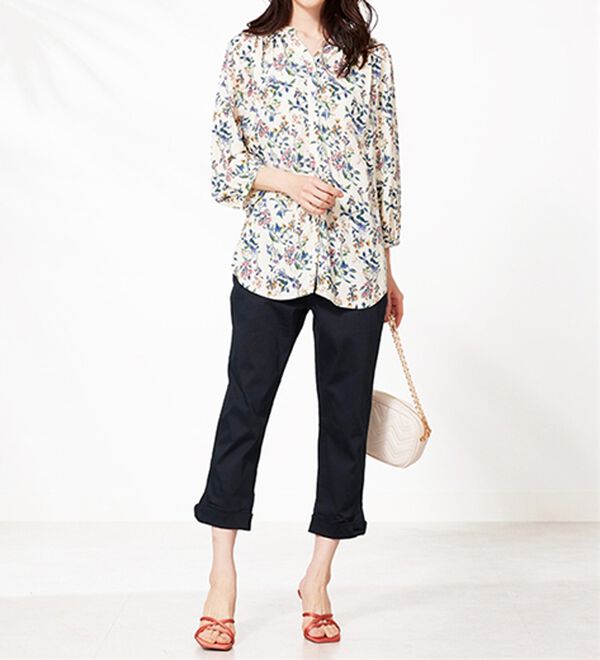 BELLUNA（ベルーナ）の「ヒンヤリ&times;サラリ速乾！綿サテンストレッチ裾リボンクロップドパンツ（クロップドパンツ）」｜詳細画像