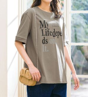 ルフラン（ルフラン）の「綿混フォト＆ロゴの大人Ｔシャツ（Tシャツ）」｜グレージュ