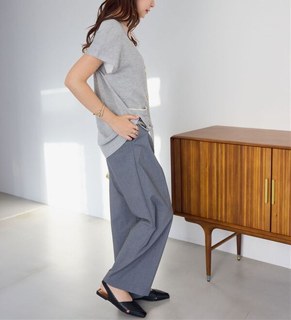 alotta（アロッタ）の「ライン使いゴールドボタン半袖カーデ（その他カーディガン）」｜詳細画像