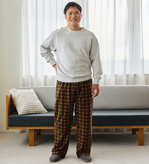 LAVIENNE（ラヴィエンヌ）の「肌側綿１００％あったかフリースボトム（その他パンツ）」｜詳細画像