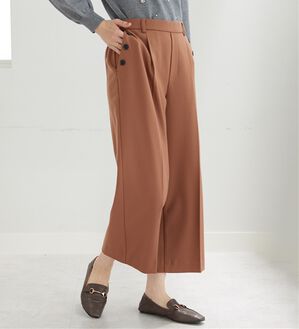 BELLUNA（ベルーナ）の「サマ見え（W）ボタン使いワイドパンツ（ワイドパンツ・ガウチョ）」｜テラコッタ