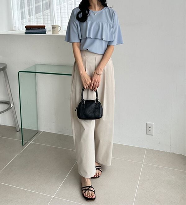 GeeRA（ジーラ）の「ラッフルフリルフレアースリーブＴブラウス（ブラウス）」｜詳細画像