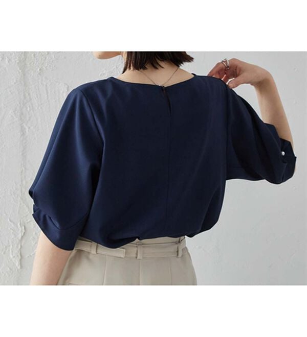 RANAN（ラナン）の「ひんやり！袖タックデザインきれい見えブラウス（ブラウス）」｜詳細画像