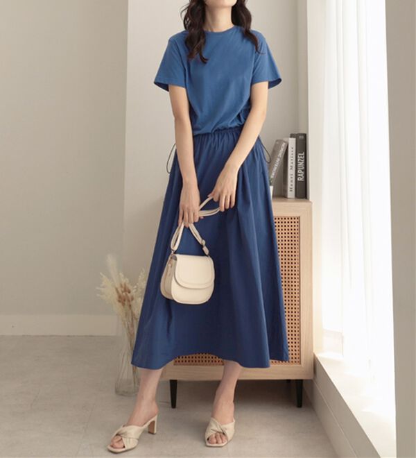 Viola e Viola（ヴィオラ エ ヴィオラ）の「【Ｍ～５Ｌ】ゆったり異素材ドッキングワンピース（ドッキングワンピース）」｜詳細画像