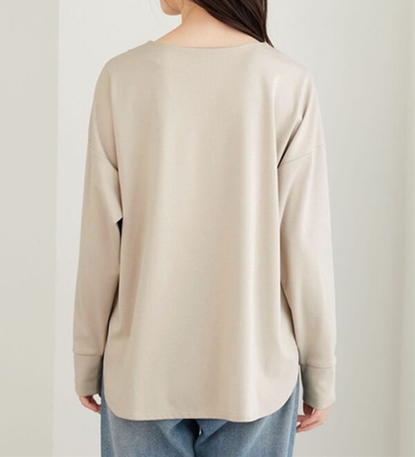 BELLUNA（ベルーナ）の「もちっとなめらか！大人顔サマ見えプルオーバー（カットソー）」｜詳細画像