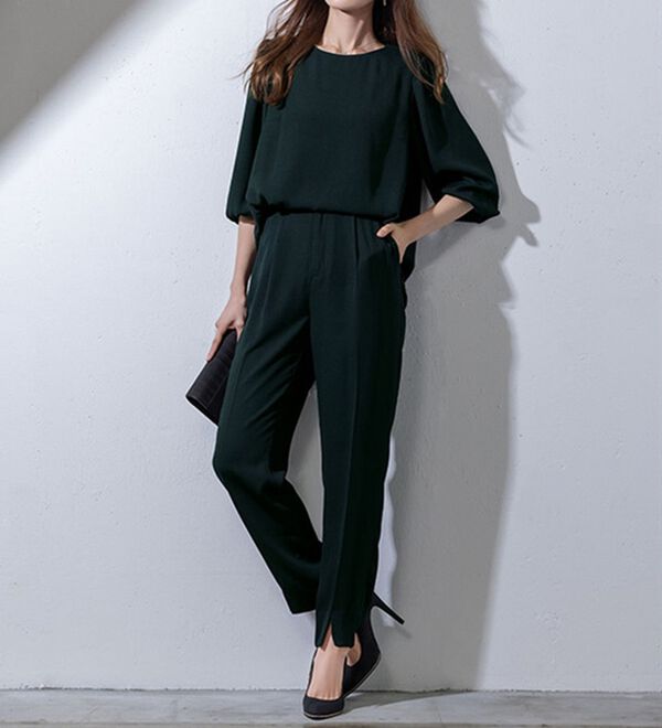 【パーティーに】新品　社交ダンス　バルーン袖　花柄セットアップ黒ｂ301 パーティーに】新品 社交ダンス バルーン袖 花柄セットアップ黒b301