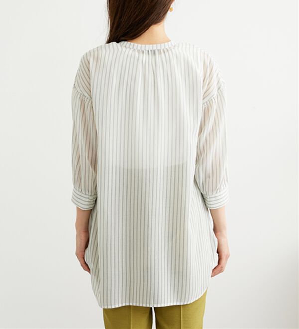 BELLUNA（ベルーナ）の「シャリ感シアー素材多ボタンチュニック（チュニック）」｜詳細画像