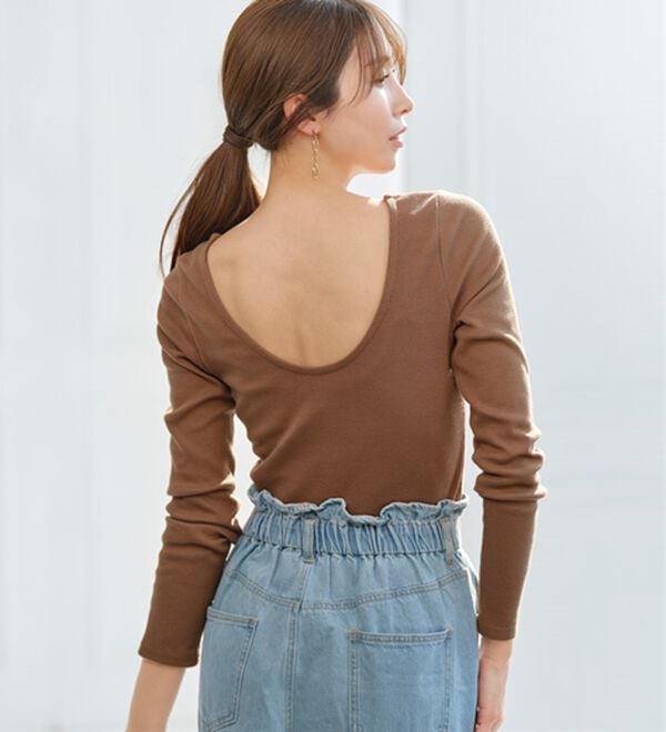 YU'NOW（ユナウ）の「【カップ付インナー】バックオープンブラキャミ（ブラトップ・カップ付きインナー）」｜詳細画像