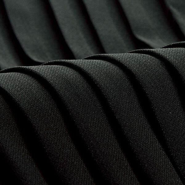 BELLUNA（ベルーナ）の「洗えるストレッチ素材！重ね着風デザインセットアップ（ブラックフォーマル（喪服・礼服））」｜詳細画像