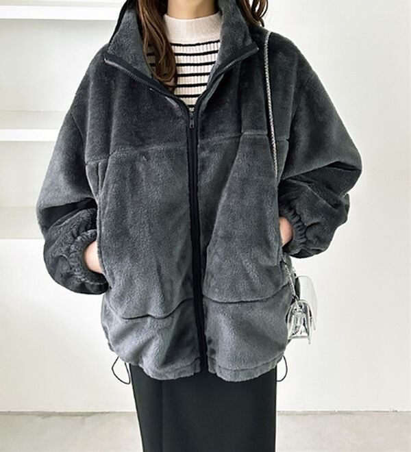 GeeRA（ジーラ）の「配色デザインきれいめファーボアブルゾン（ブルゾン）」｜詳細画像