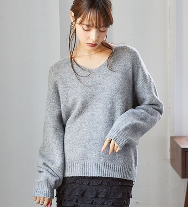 RANAN（ラナン）の「ヤクライクＶネックニット（ニット・セーター）」｜詳細画像
