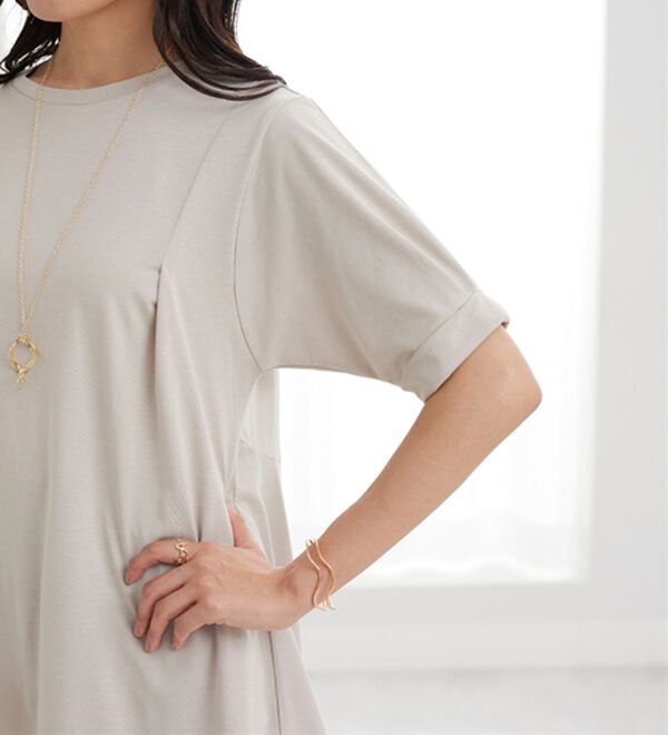 BELLUNA（ベルーナ）の「バックフレアーパフ袖プルオーバー（カットソー）」｜詳細画像