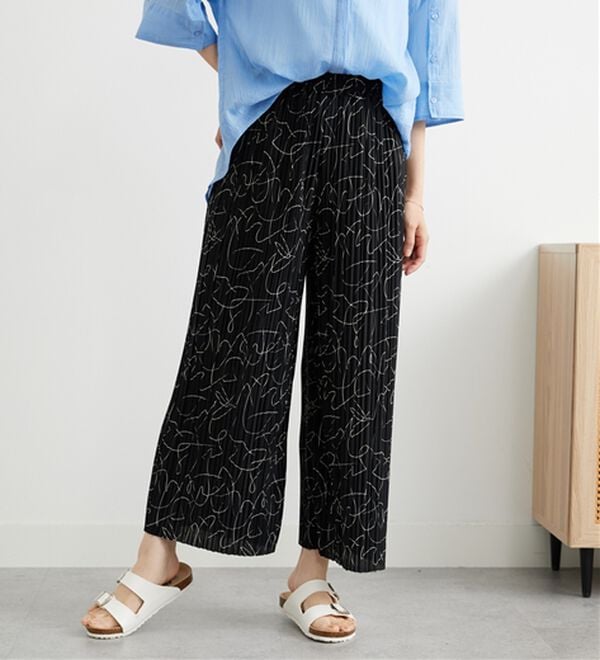 BELLUNA（ベルーナ）の「なめらか素材ゆったりプリーツパンツ（ワイドパンツ・ガウチョ）」｜詳細画像