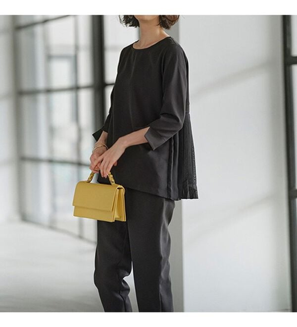 RANAN（ラナン）の「楽ちんキレイ見え！バックプリーツセットアップ（ブラウススーツ）」｜詳細画像