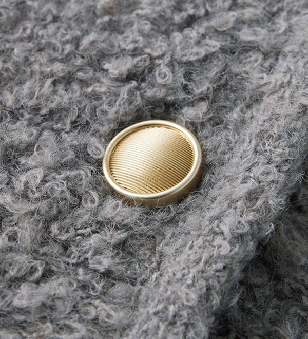 RANAN（ラナン）の「ゴールド調ボタンループ編みニットジャケット（ニットカーディガン）」｜詳細画像