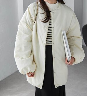 RANAN（ラナン）の「ノーカラーオーバーサイズ中わたブルゾン（ハーフコート）」｜アイボリー