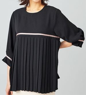 BELLUNA（ベルーナ）の「【Ｌａｇｒｉｌｕａ】配色ライン使いタックデザインブラウス（ブラウス）」｜黒系